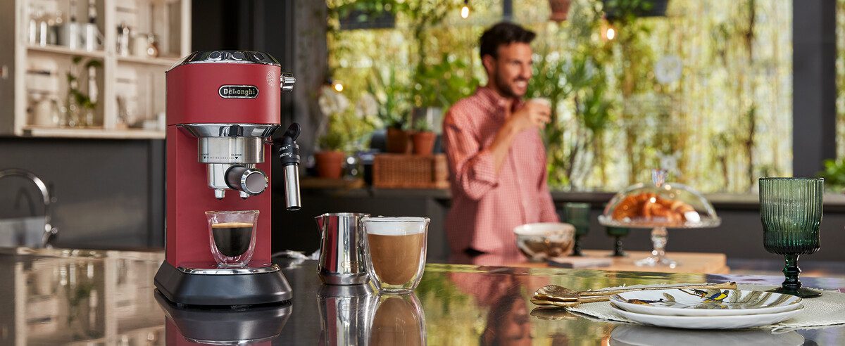 DE-LONGHI Dedica EC685.R piros karos eszpresszó-kávéfőző – 12. kép