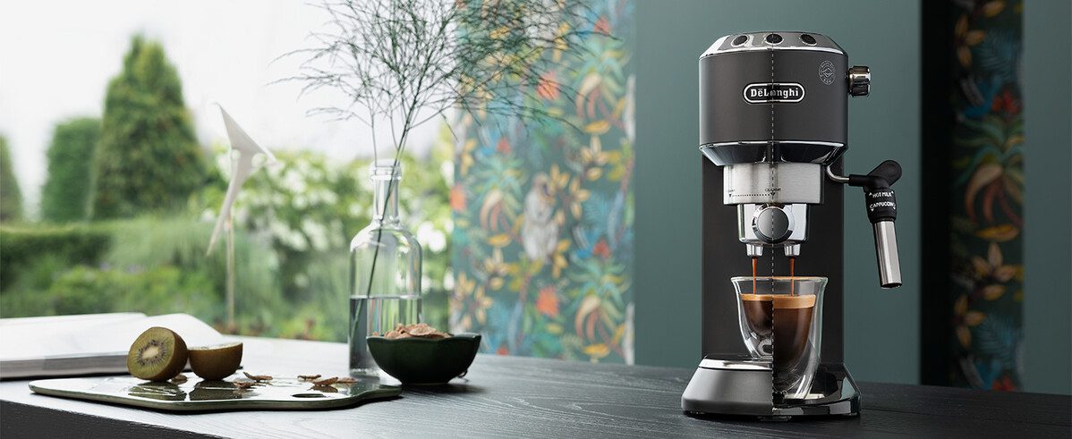 DE-LONGHI Dedica EC685.BK fekete karos eszpresszó kávéfőző – 11. kép