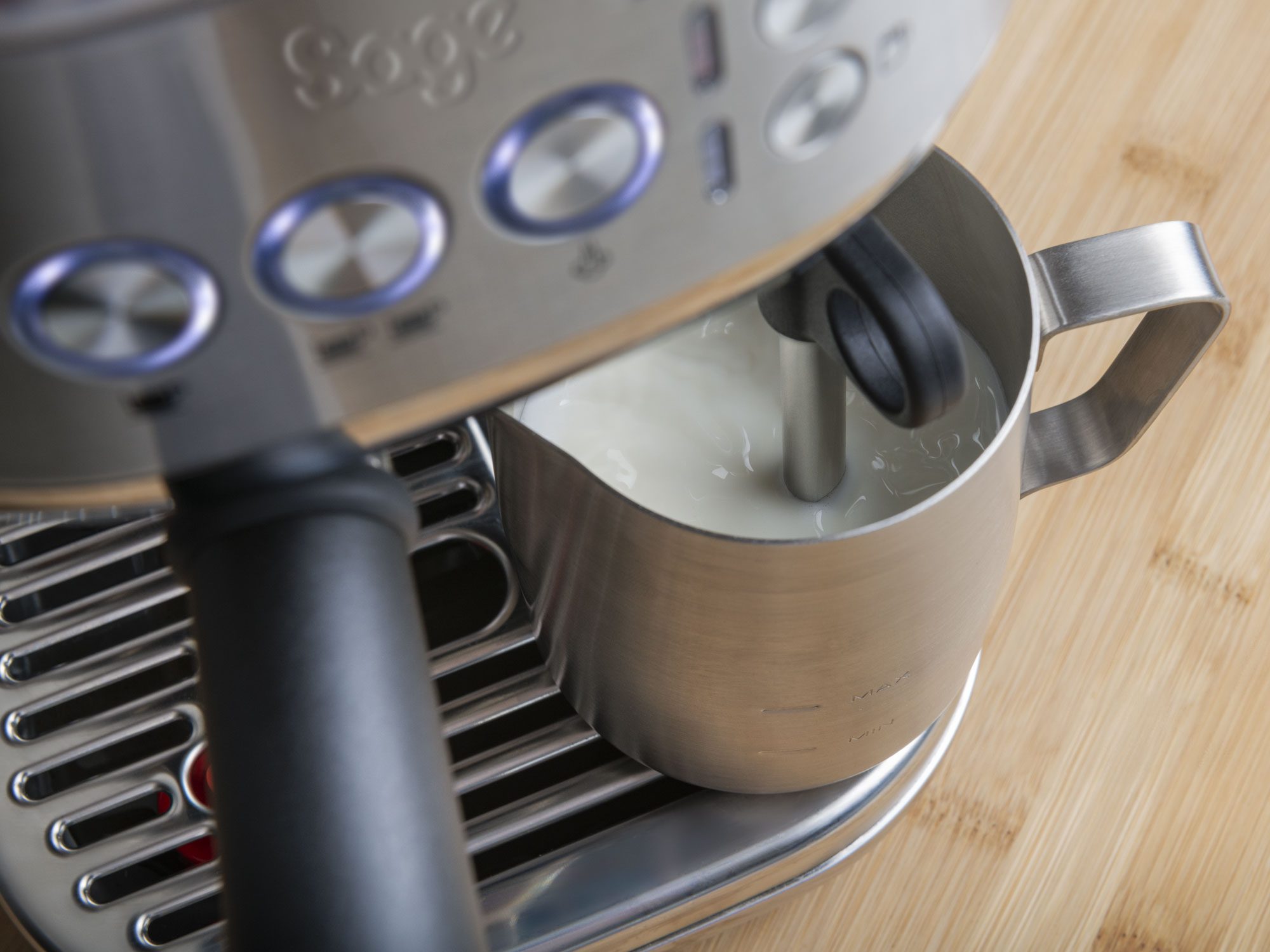 SAGE SES500BSS inox karos eszpresszó kávéfőző automata gőzkarral – 3. kép