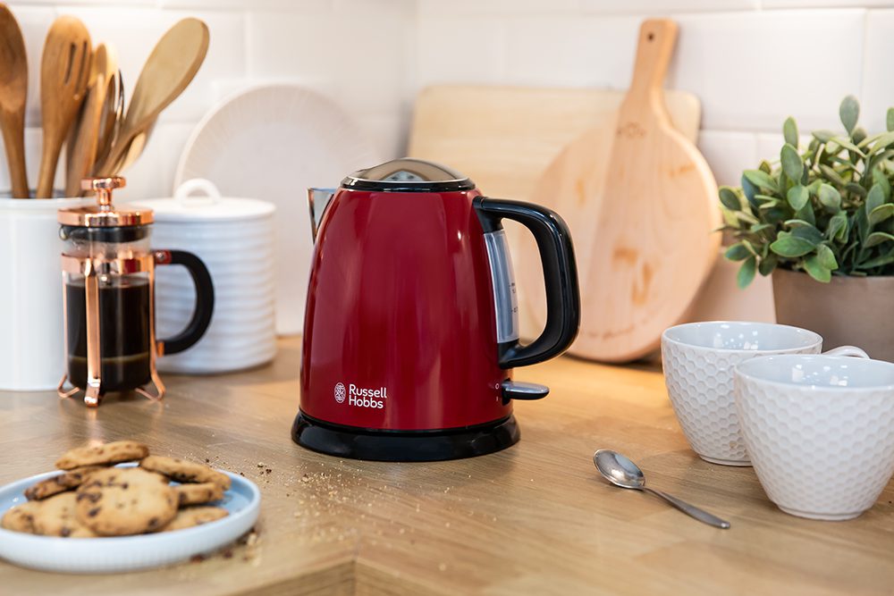 RUSSELL HOBBS 24992-70/RH Colours+ Mini piros vízforraló 1 literes kapacitással – 7. kép