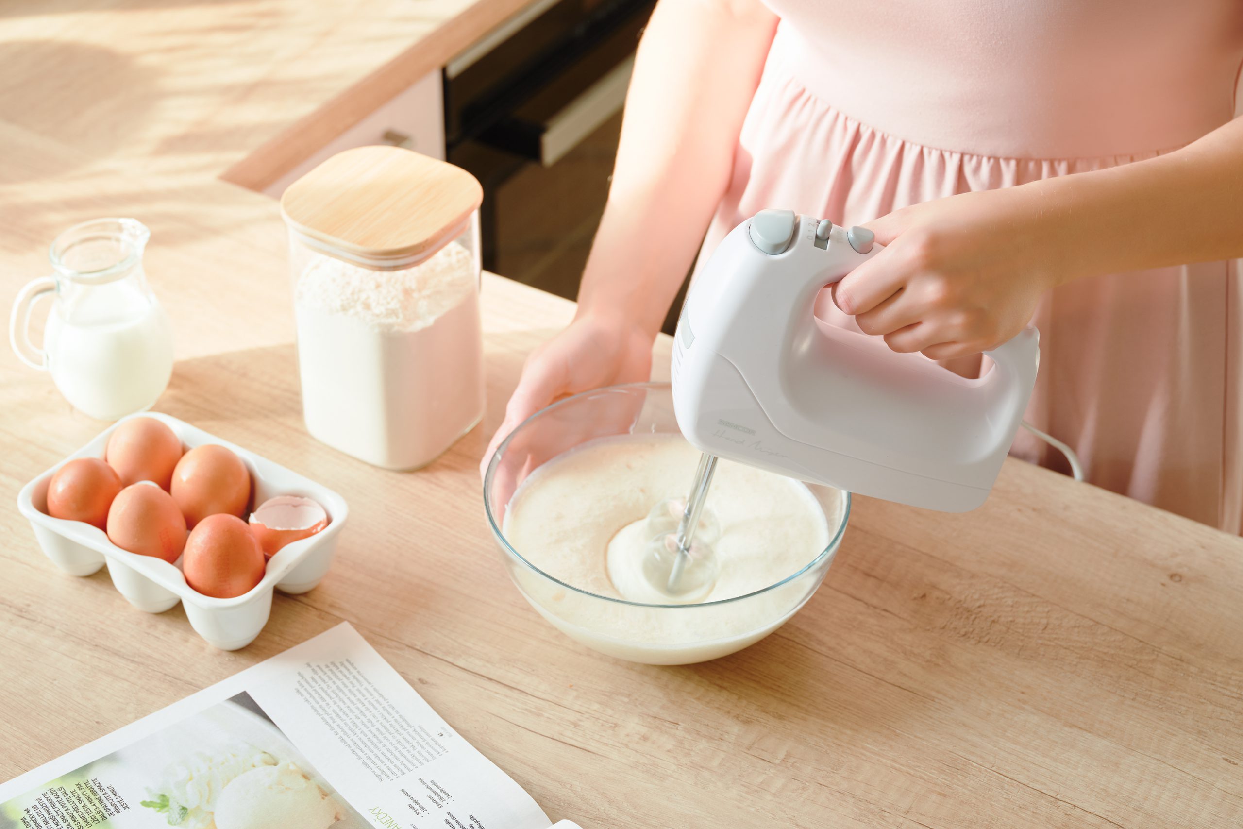 SENCOR SHM 5400WH 200 W-os kézi mixer turbó funkcióval, fehér-szürke – 7. kép