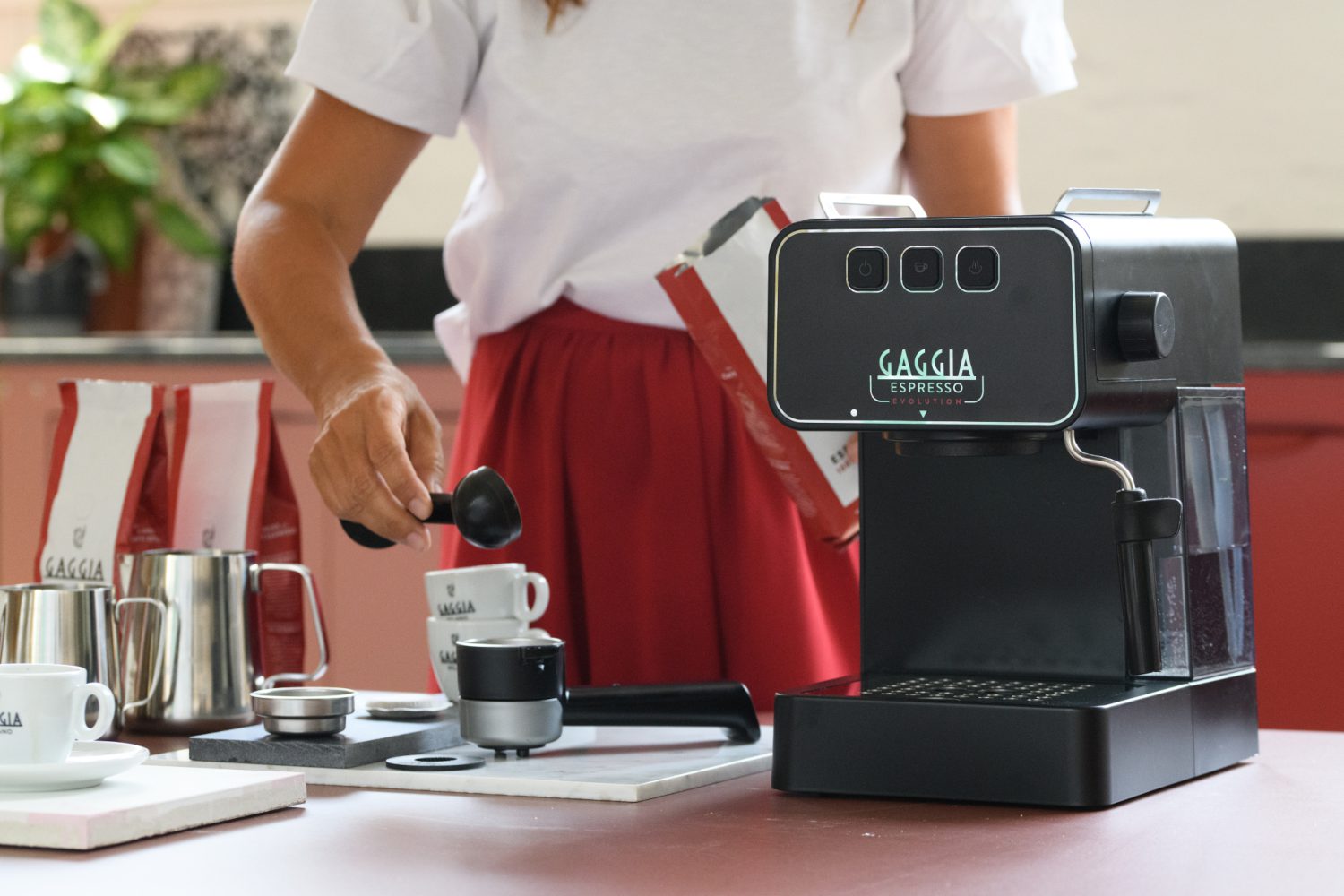 GAGGIA EG2115/01 Espresso Evolution eszpresszó kávéfőző, 1900 W, 15 bar, zöld – 3. kép