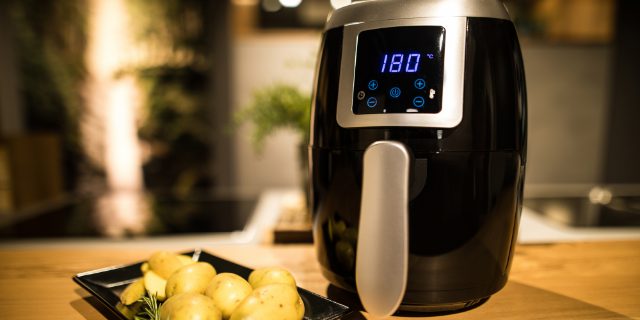 KOENIC KAF 2110 B forrólevegős sütő 2 kg-os kosárral – 6. kép