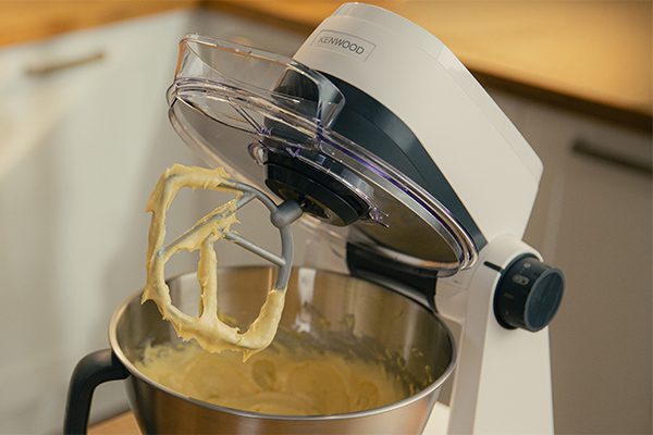 KENWOOD KHC30.000WH fehér konyhai robotgép 4,3 literes tállal, 1000 W – 5. kép
