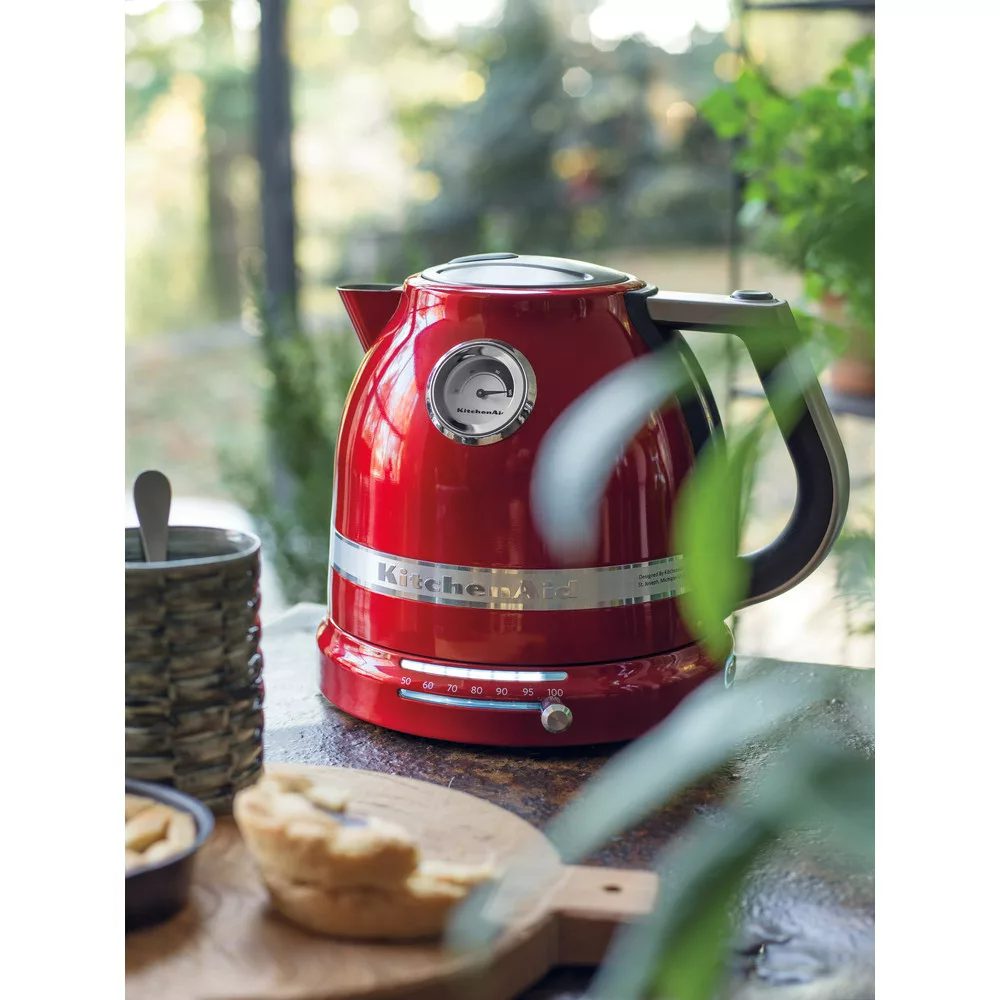 KITCHEN AID 5KEK1522ECA Artisan almapiros vízforraló állítható hőmérséklettel, 1,5 l – 2. kép
