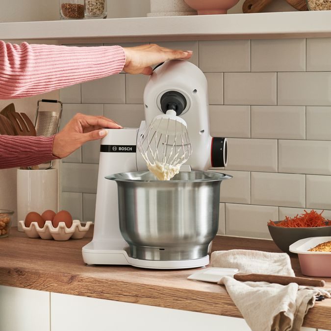 BOSCH MUMS2EW40 700 W-os robotgép acéltállal és sokoldalú tartozékokkal – 6. kép