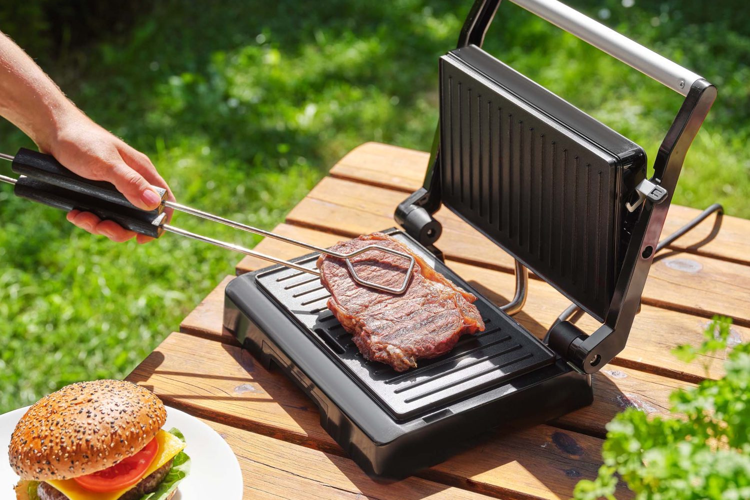 SENCOR SBG 2070SS kontaktgrill automatikus hőmérséklet-szabályozással – 4. kép