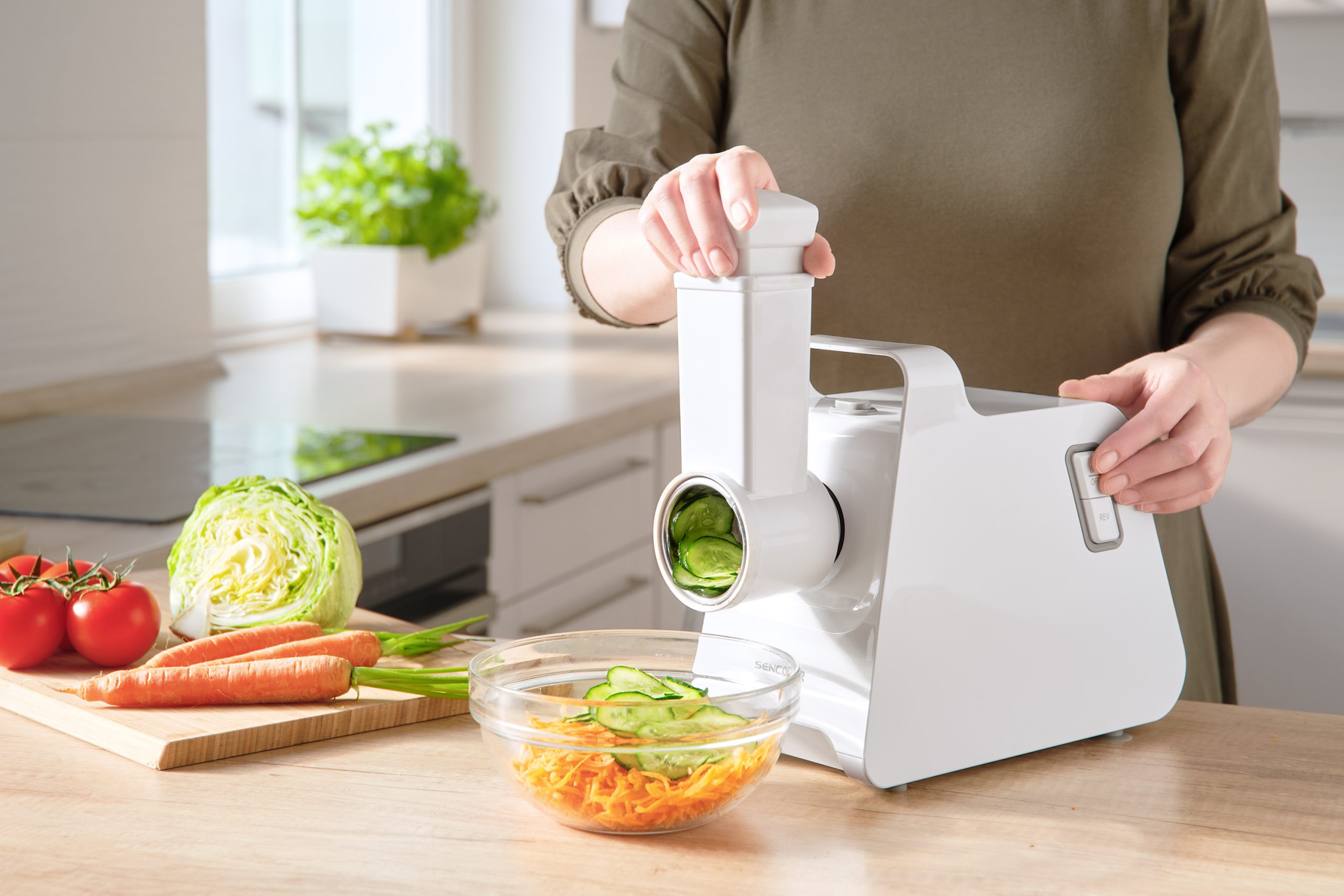 SENCOR SMG 4410WH húsdaráló 3 vágótárcsával, 500 W, fehér – 9. kép
