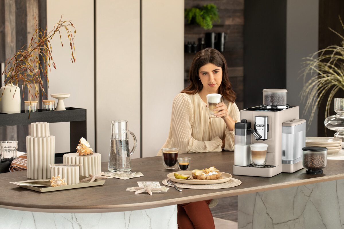 DE-LONGHI Rivelia EXAM440.55.B automata kávéfőző Bean Switch rendszerrel – 15. kép