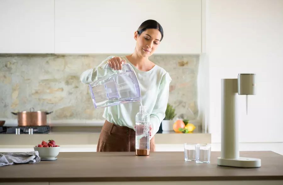 LAICA HI8200W szódagép CO2 patronnal és 1 literes palackkal – 4. kép