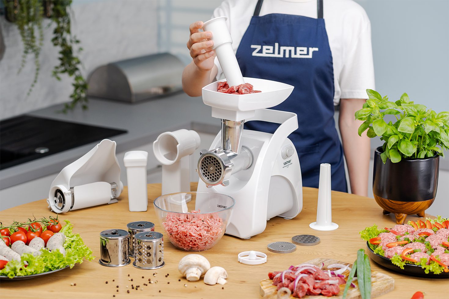 ZELMER ZMM9803B húsdaráló 2200 W teljesítménnyel és tartozékokkal – 11. kép
