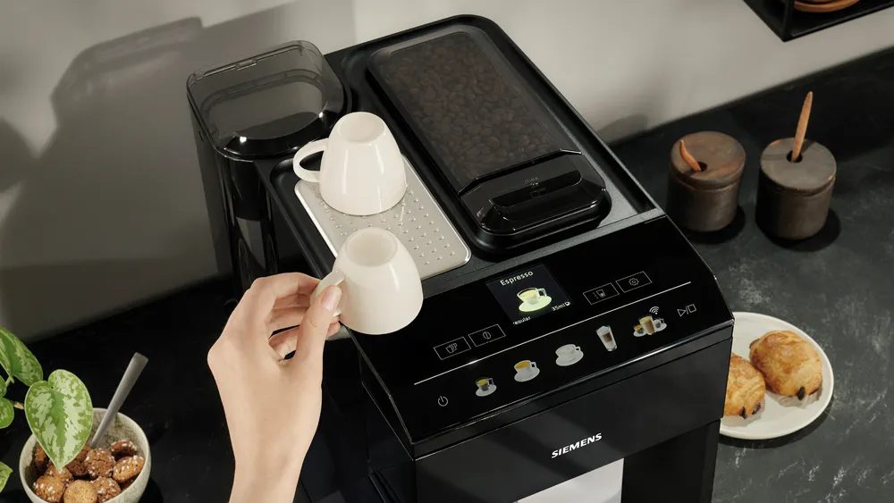 SIEMENS TQ518RX3 EQ500 automata kávéfőző Home Connect funkcióval, sötét inox – 5. kép