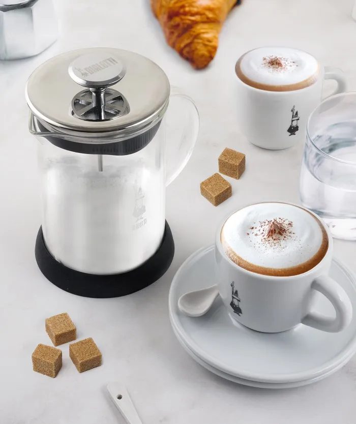 BIALETTI 4410 üveg kézi tejhabosító, 1 l – 3. kép