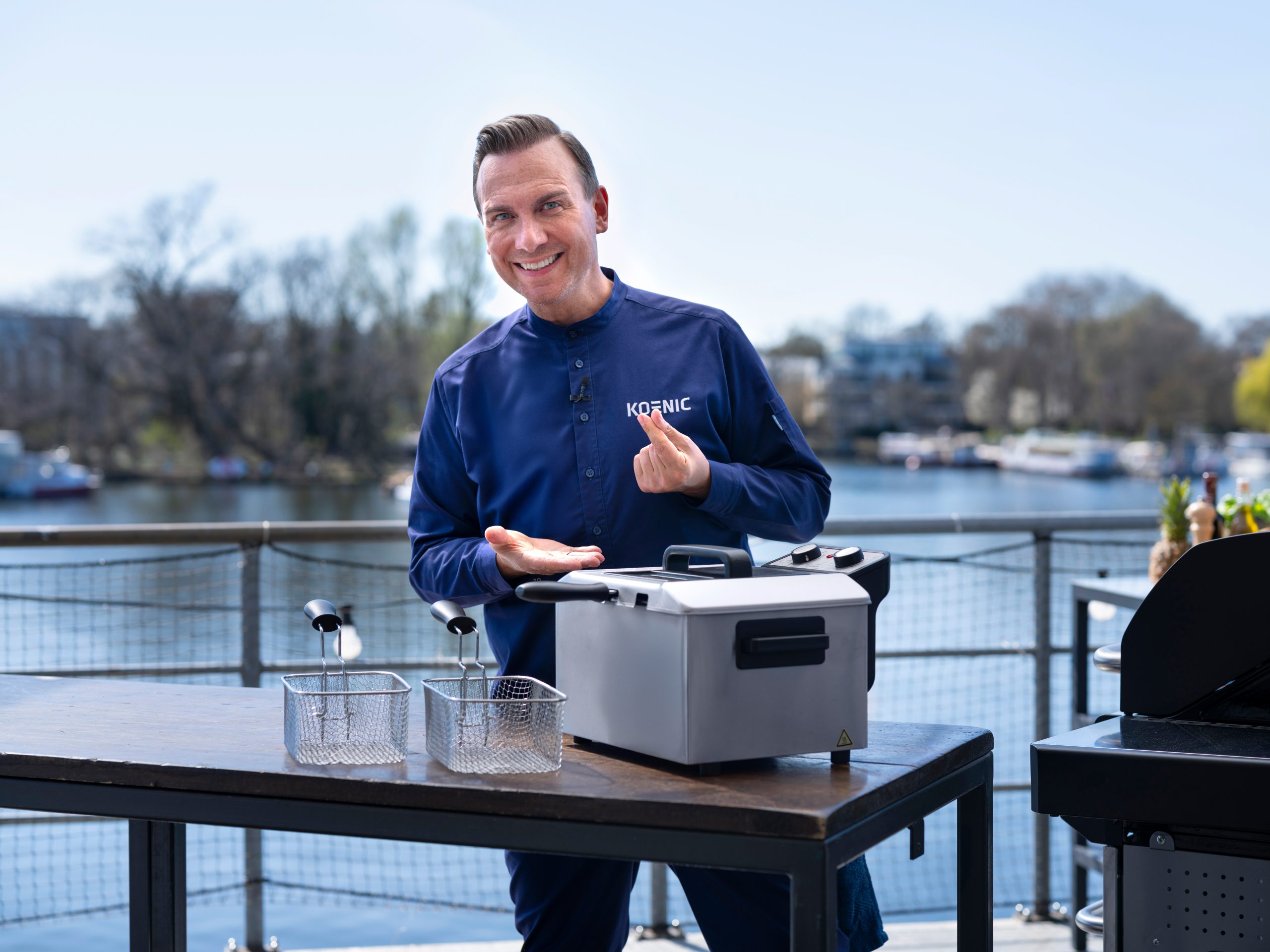 KOENIC KDF-TR 5325 M hidegzónás fritőz 3 sütőkosárral, 5 l – 8. kép