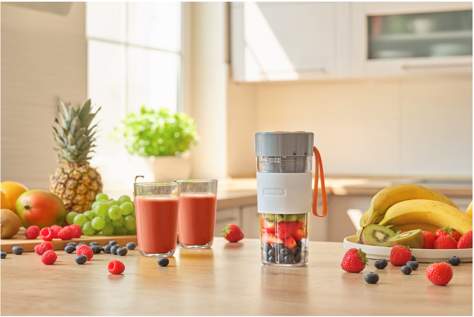 SENCOR SBL 150WH akkumulátoros smoothie maker 330 ml-es edénnyel – 7. kép