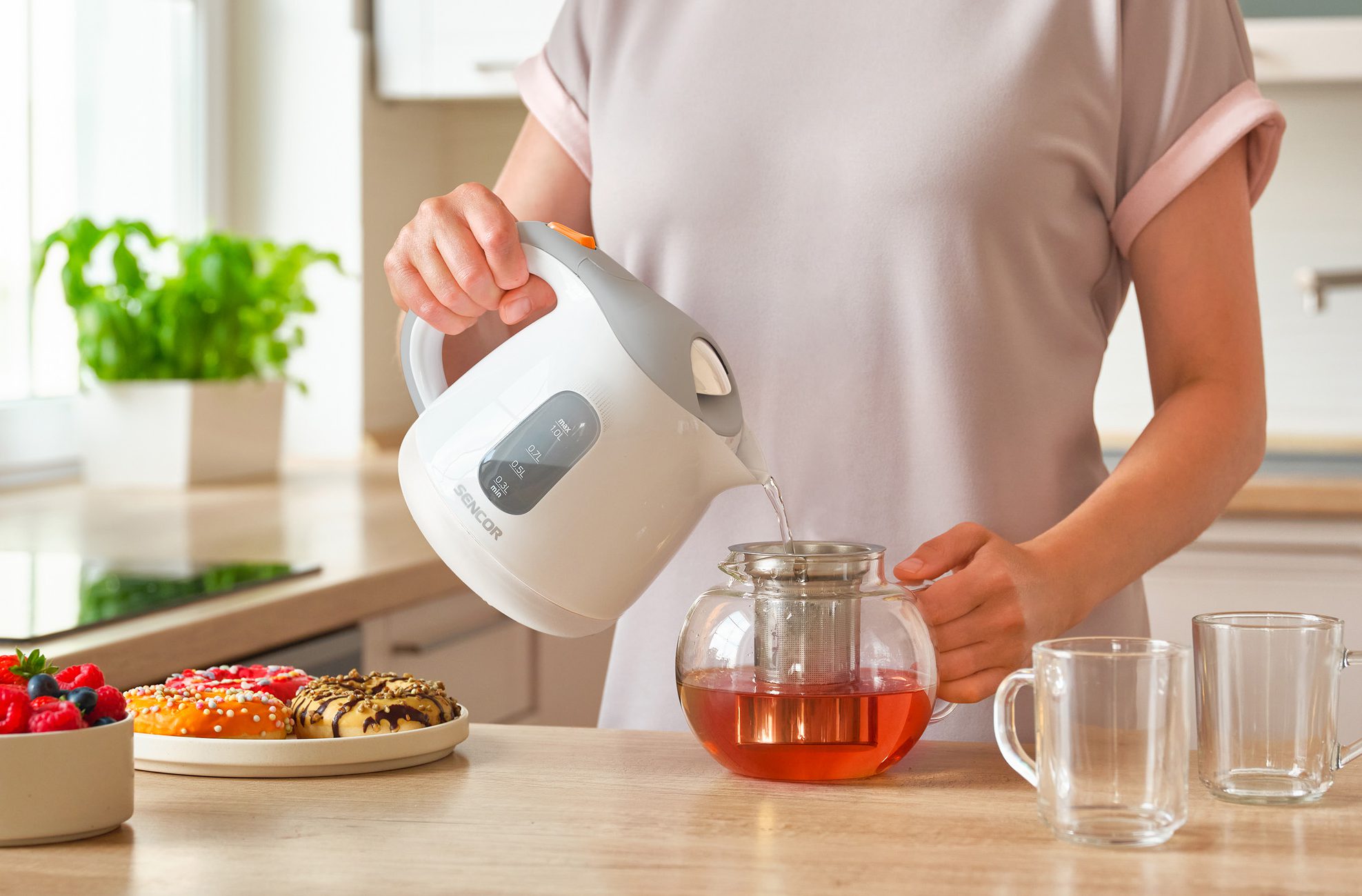 SENCOR SWK 1100WH 1 literes fehér vízforraló – 9. kép