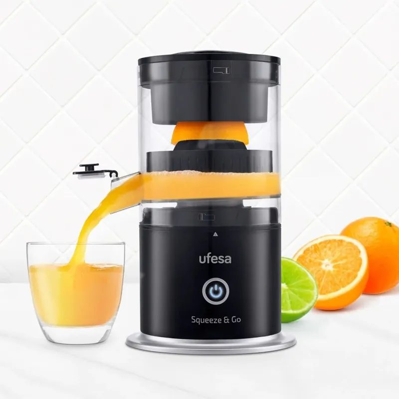 UFESA Squeeze & Go akkumulátoros citrusprés 2 facsarófejjel – 4. kép