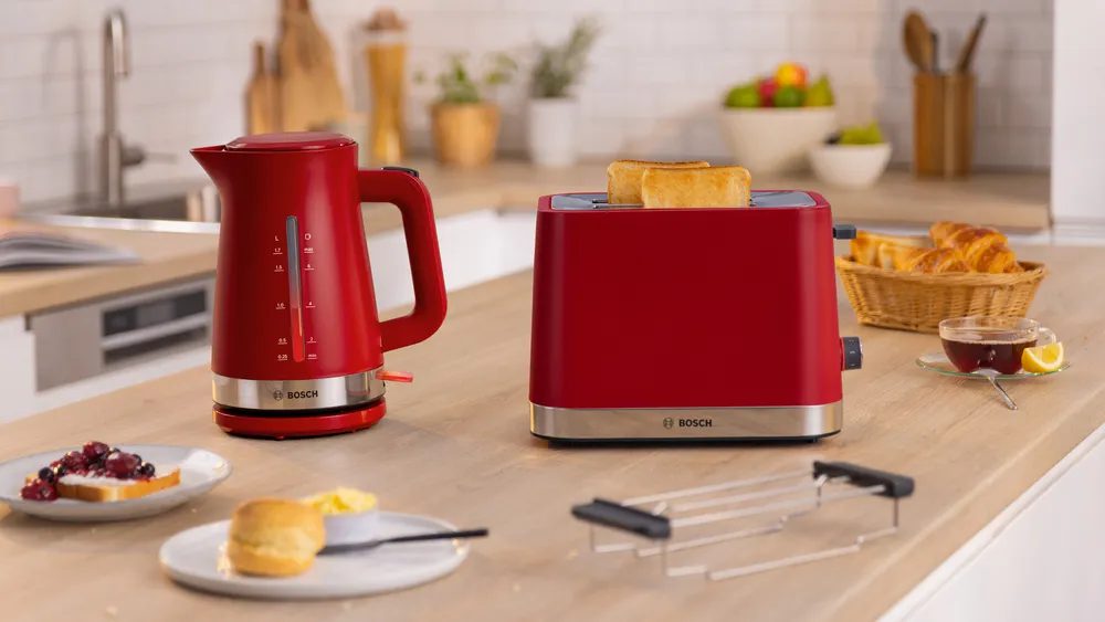 BOSCH TAT4M224 DesignLine kenyérpirító, 950 W, piros fémházzal – 4. kép