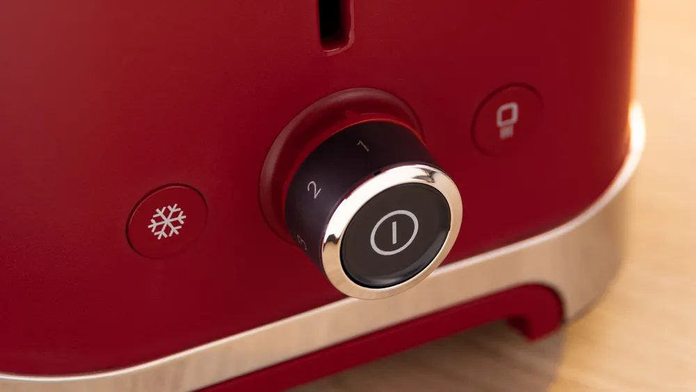 BOSCH TAT4M224 DesignLine kenyérpirító, 950 W, piros fémházzal – 10. kép